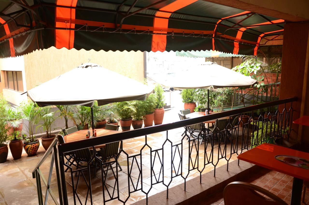Upperhill Blueberry Hotel Nairobi Buitenkant foto